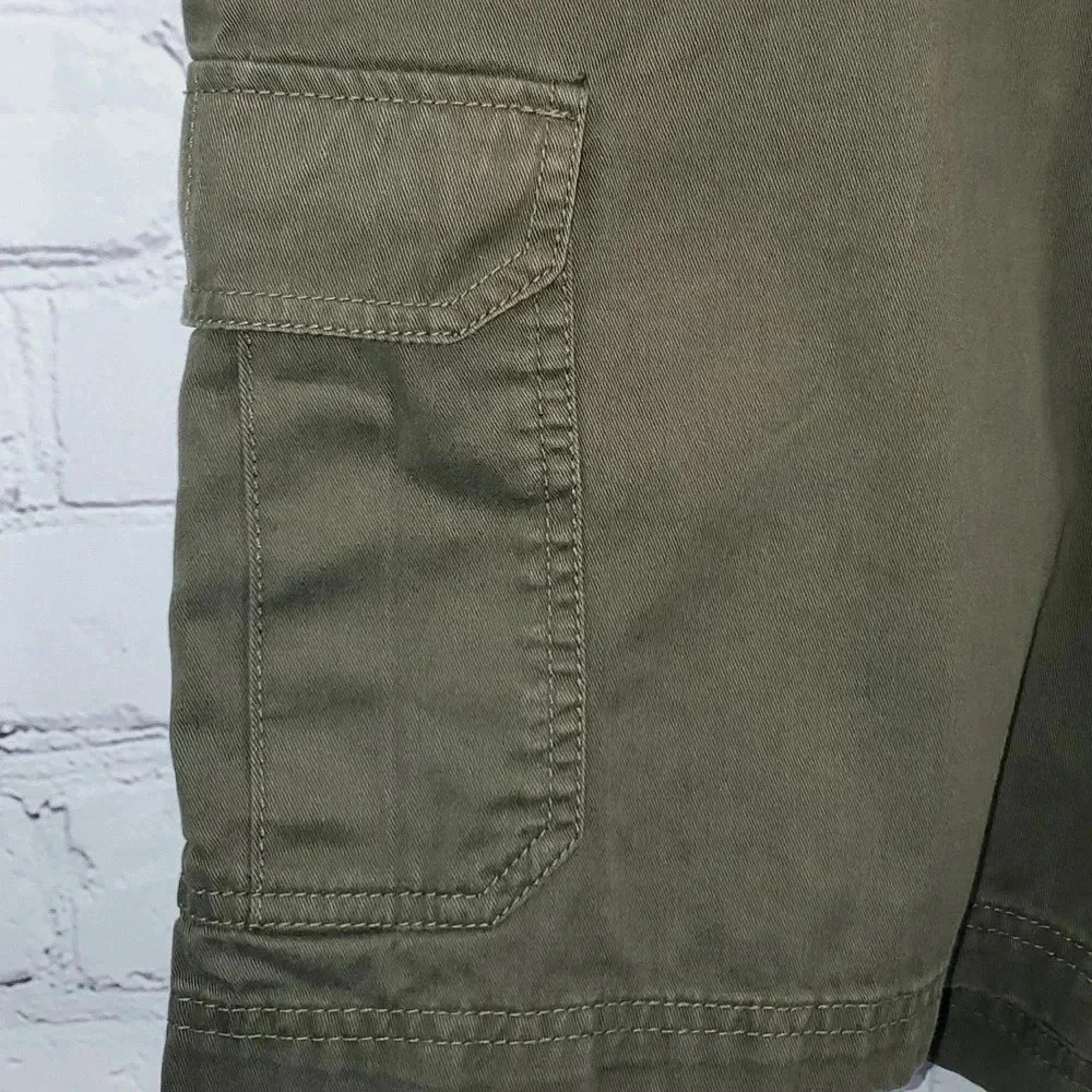 Columbia Shorts Cargo Army Green Size 42 - Picture 3 of 13